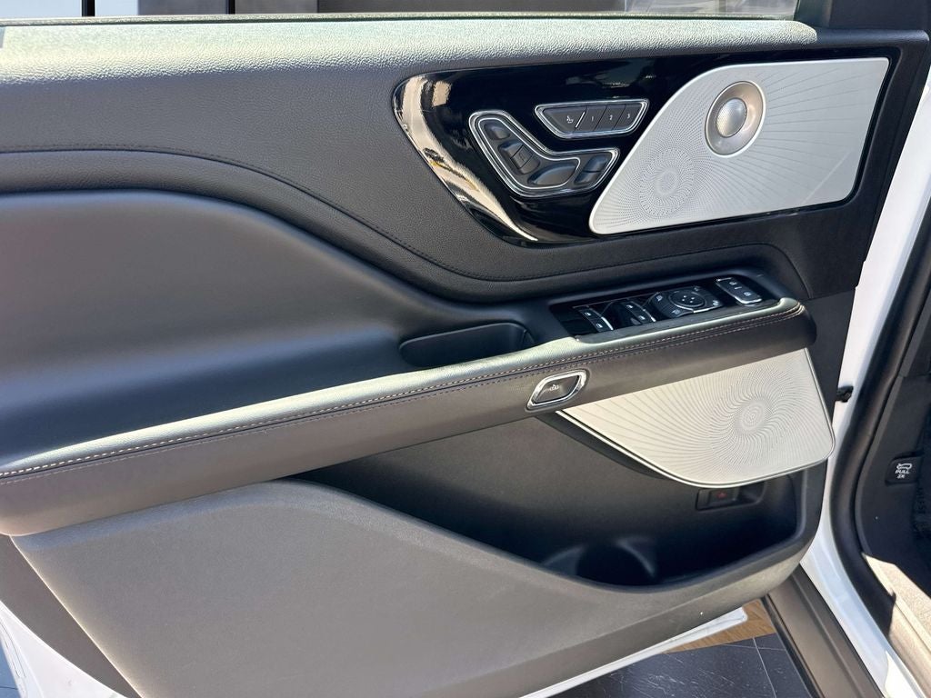 2023 Lincoln Aviator Plug-In Hybrid Grand Touring