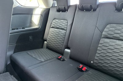 2023 Nissan Pathfinder SV