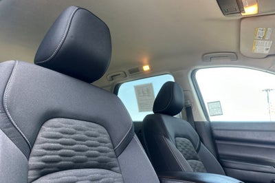 2023 Nissan Pathfinder SV