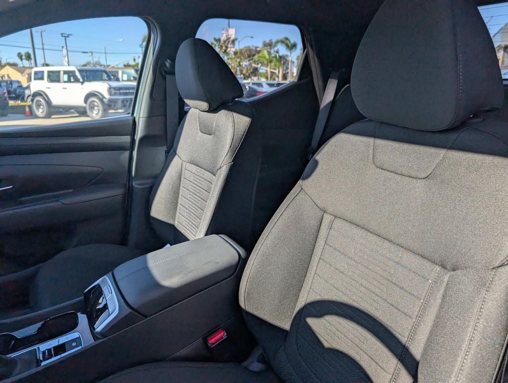 2025 Hyundai Santa Cruz SE