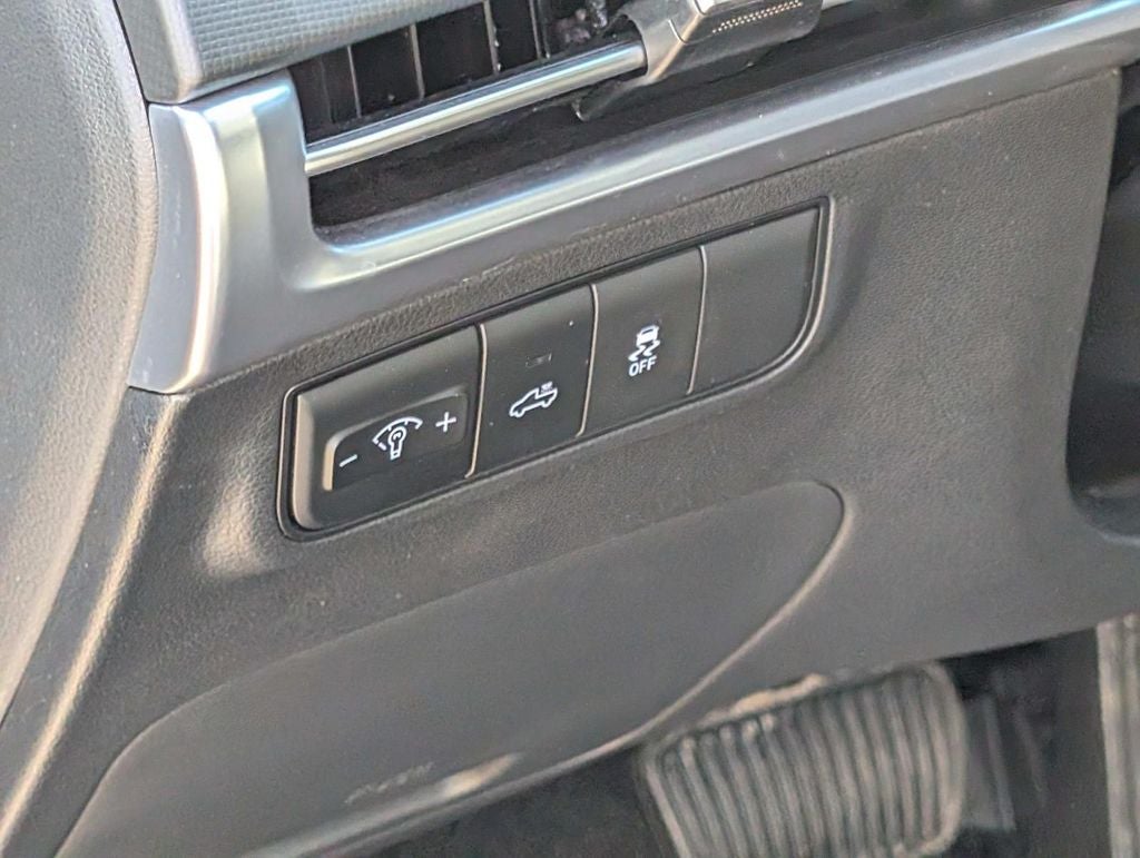 2025 Hyundai Santa Cruz SE