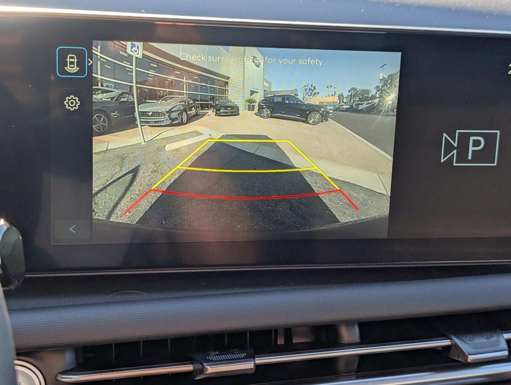 2025 Hyundai Santa Cruz SE