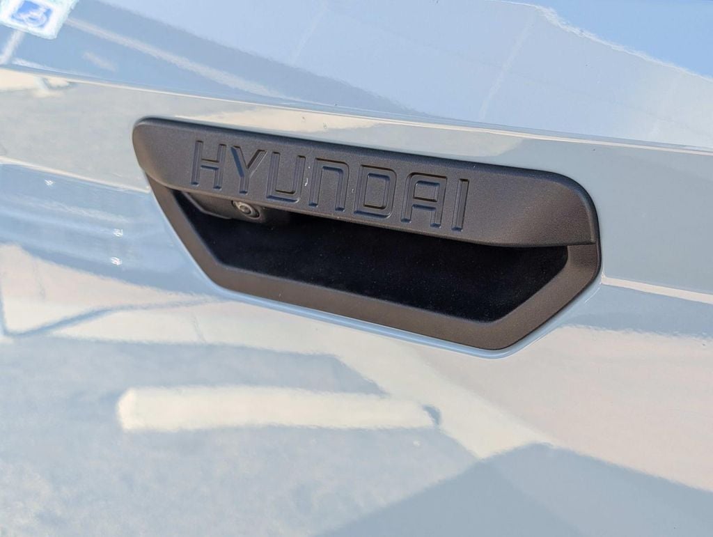 2025 Hyundai Santa Cruz SE