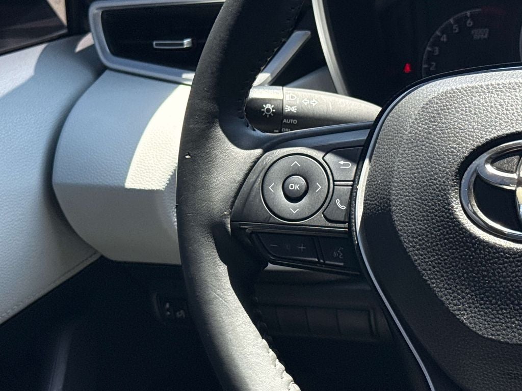 2021 Toyota Corolla Hatchback SE