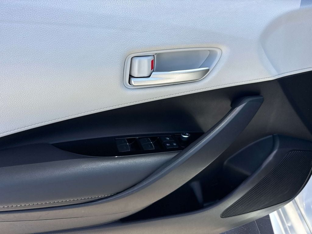 2021 Toyota Corolla Hatchback SE
