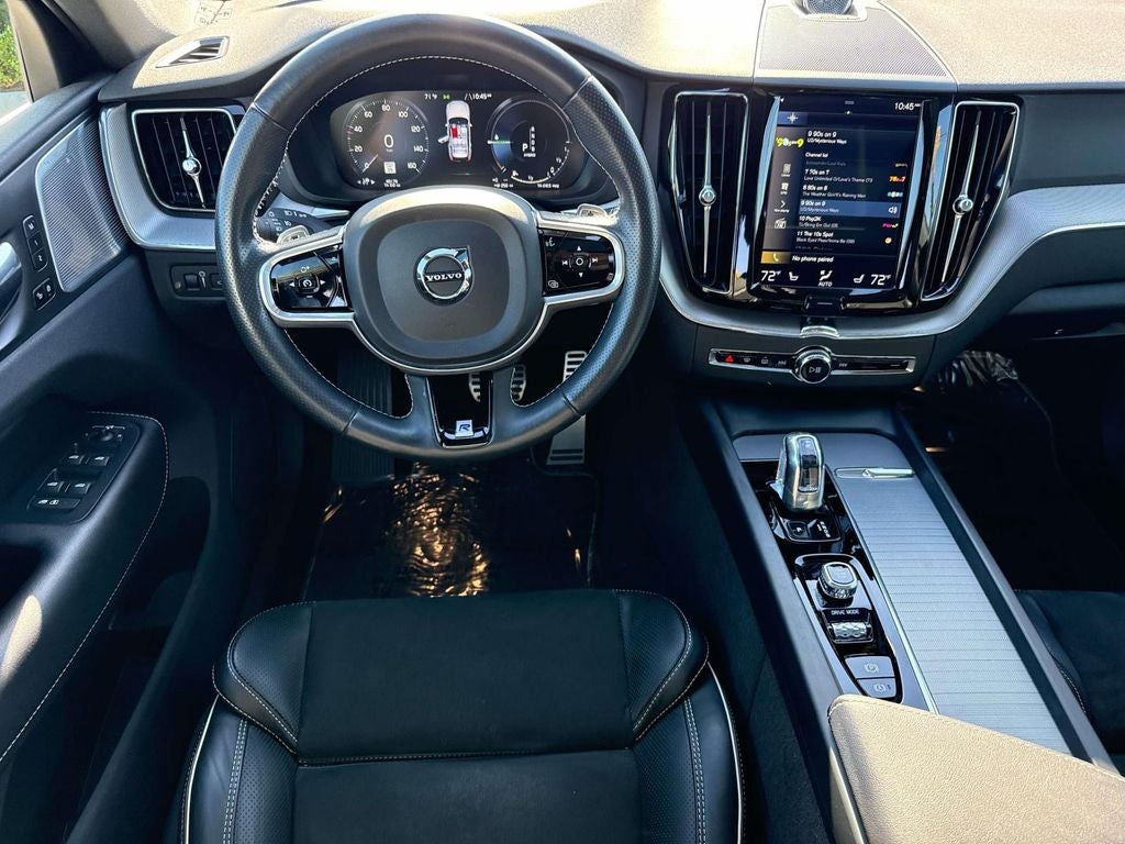 2018 Volvo XC60 Hybrid T8 R-Design