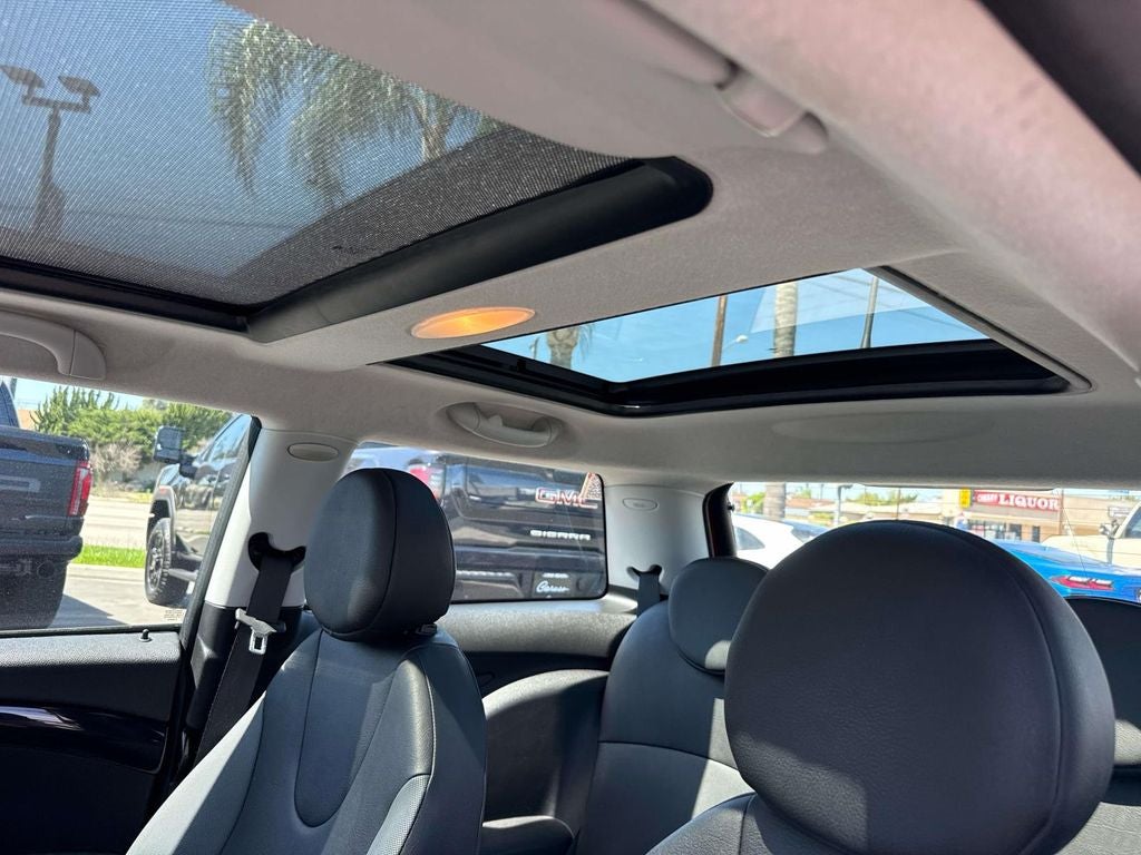 2009 MINI Cooper Base