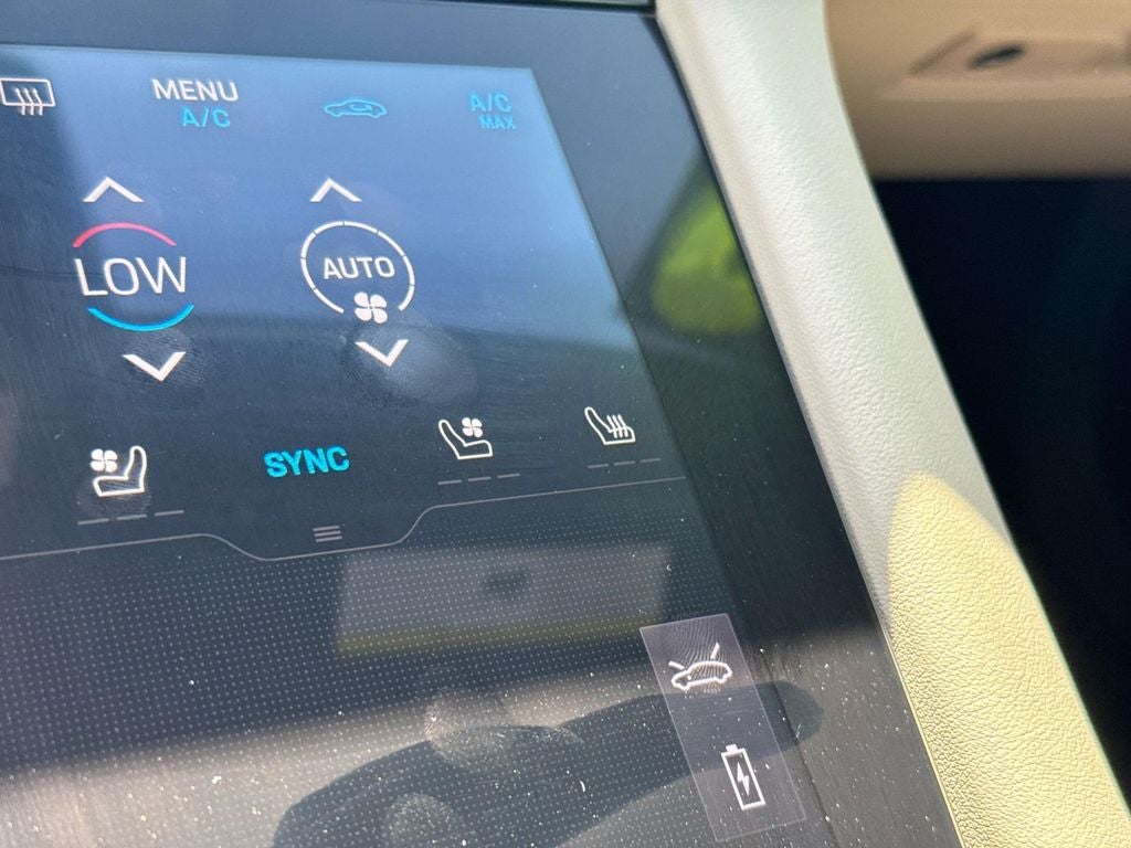 2022 Porsche Taycan Cross Turismo 4