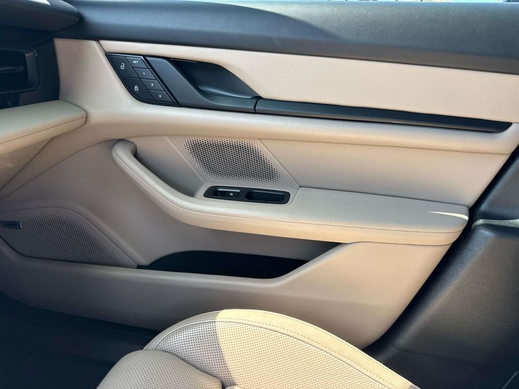 2022 Porsche Taycan Cross Turismo 4