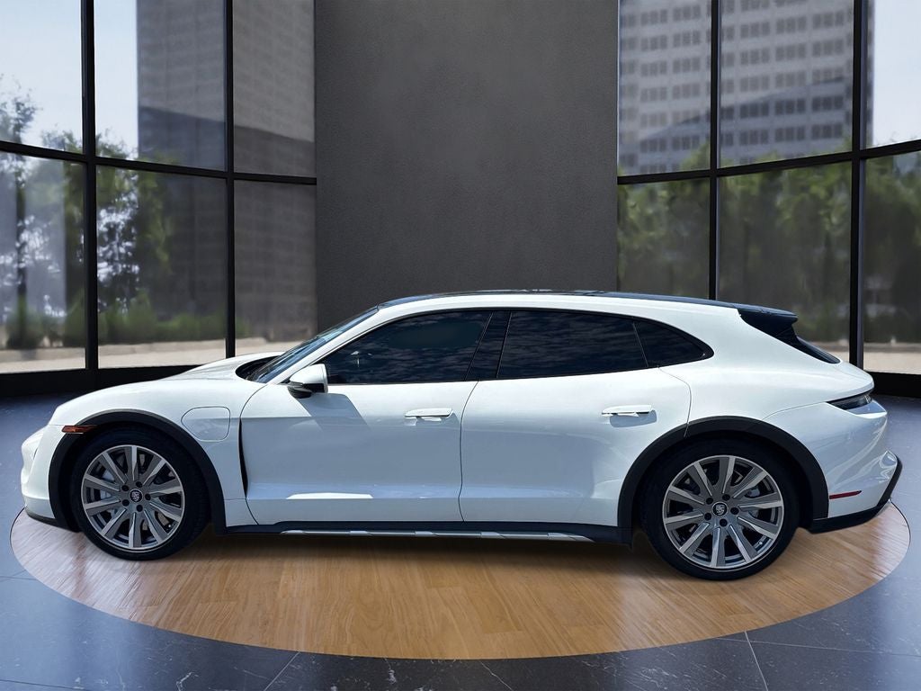 2022 Porsche Taycan Cross Turismo 4