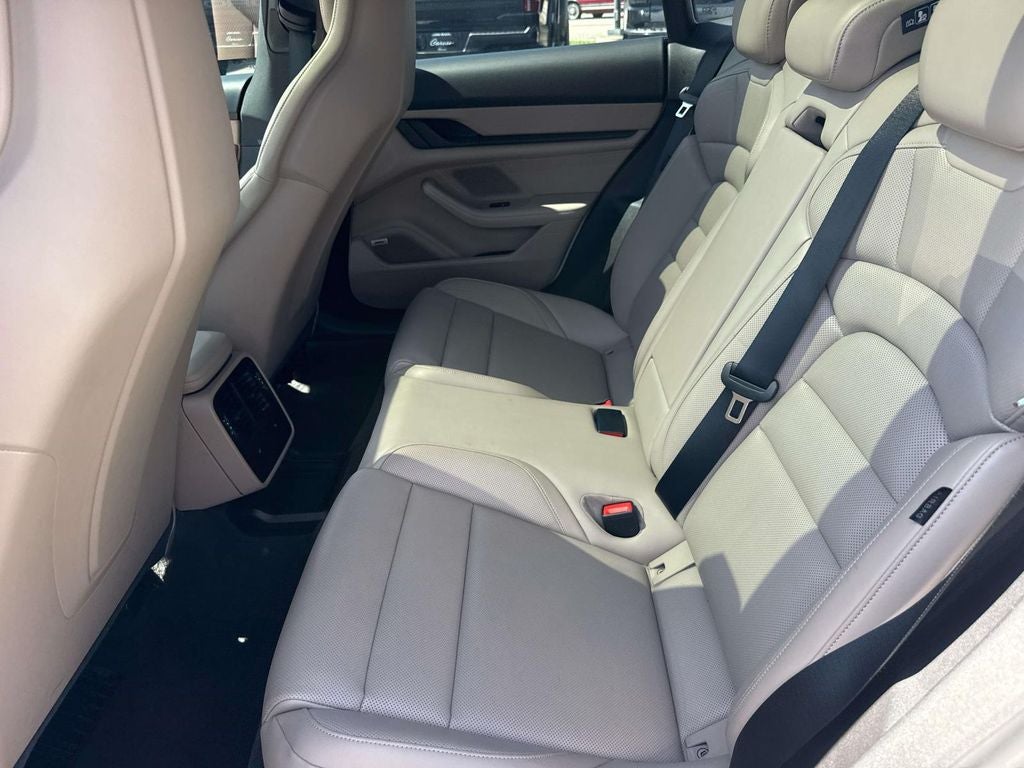 2022 Porsche Taycan Cross Turismo 4