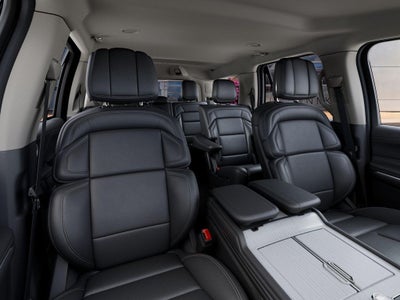 2027 Lincoln Navigator Premiere