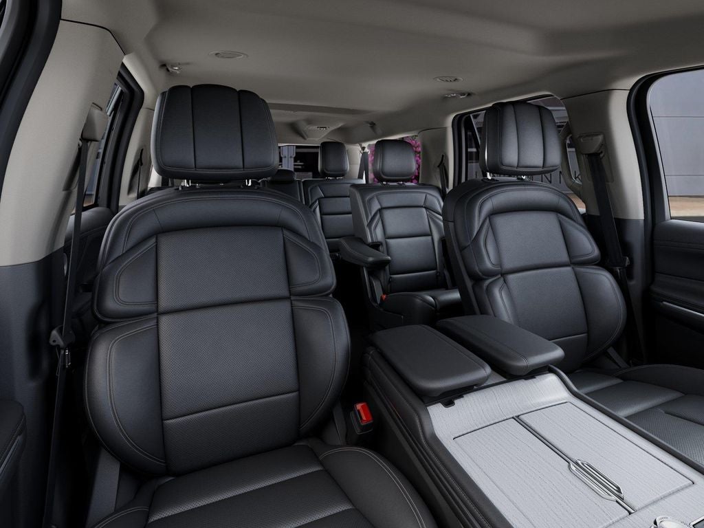 2027 Lincoln Navigator L Premiere
