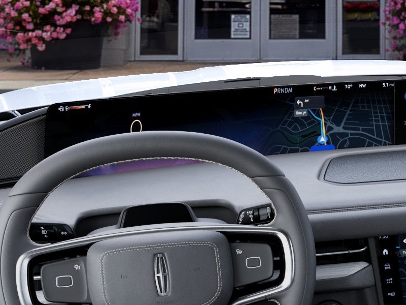 2027 Lincoln Navigator Premiere L