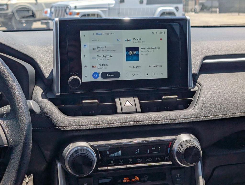 2025 Toyota RAV4 LE