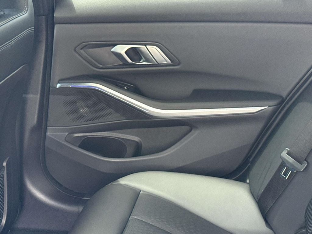 2022 BMW 3 Series 330i