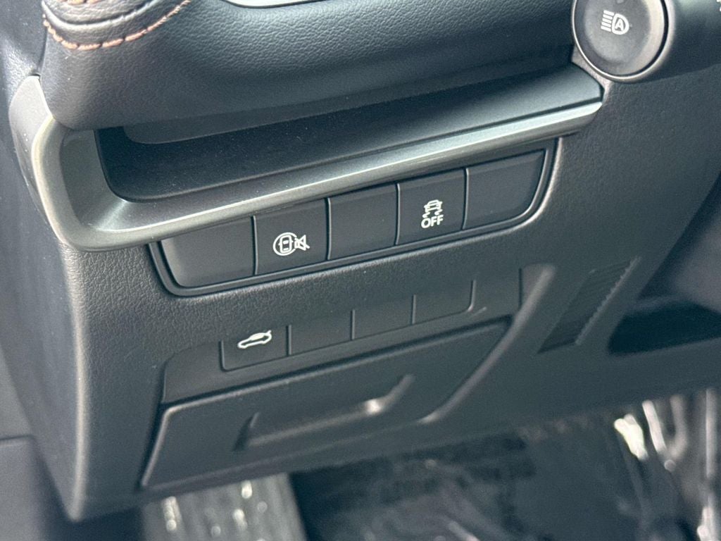 2025 Mazda Mazda3 2.5 S Select Sport