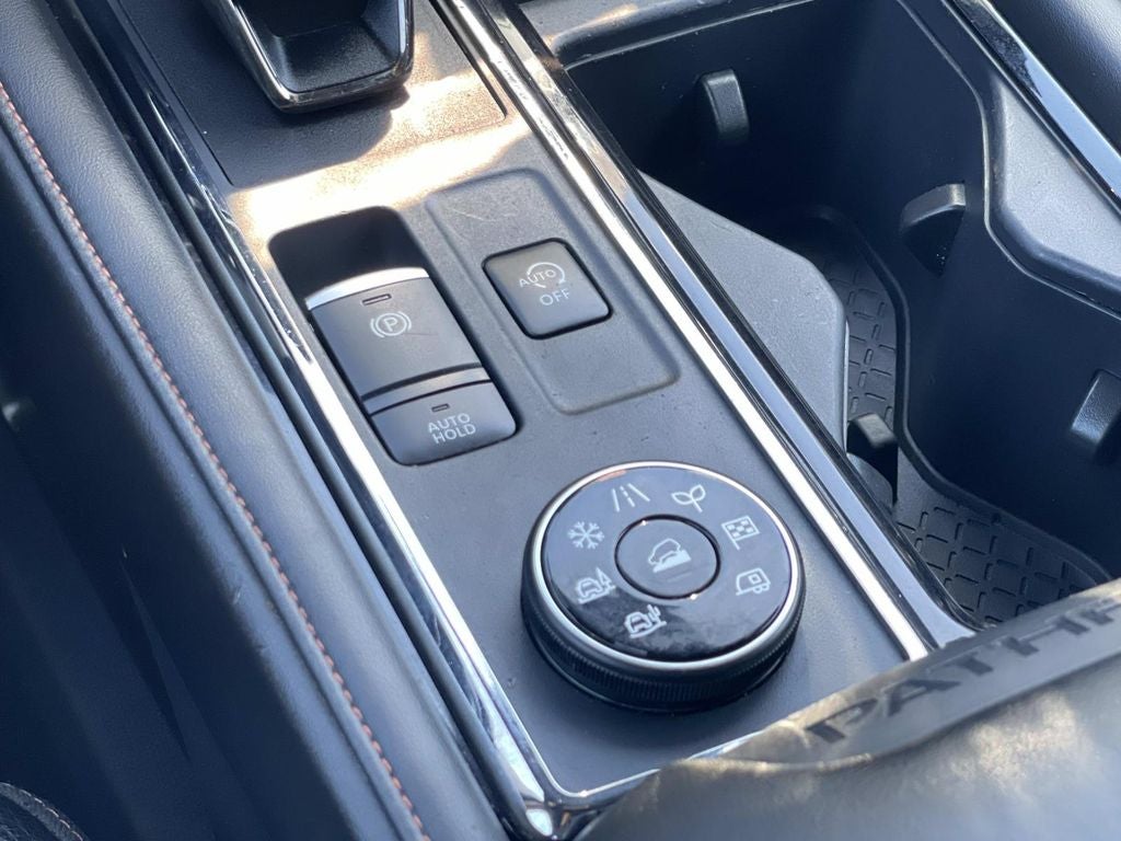 2025 Nissan Pathfinder Rock Creek