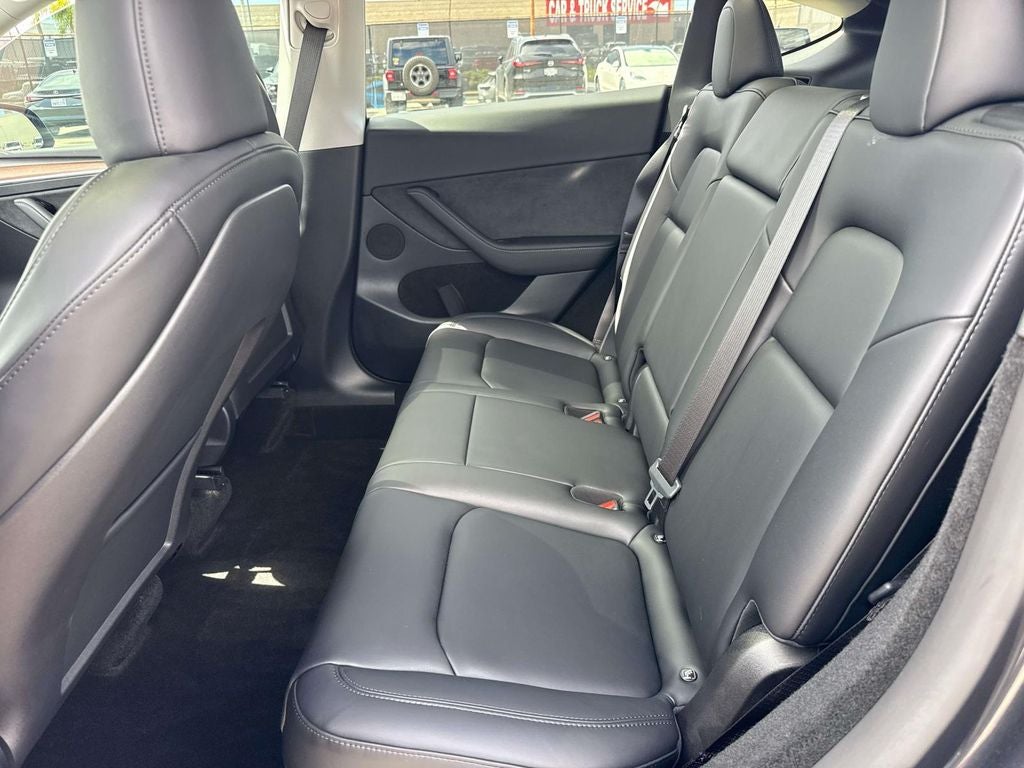 2024 Tesla Model Y Long Range
