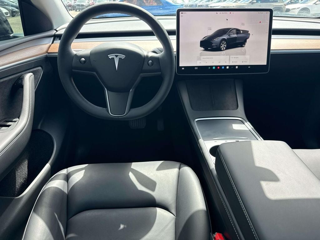 2024 Tesla Model Y Long Range