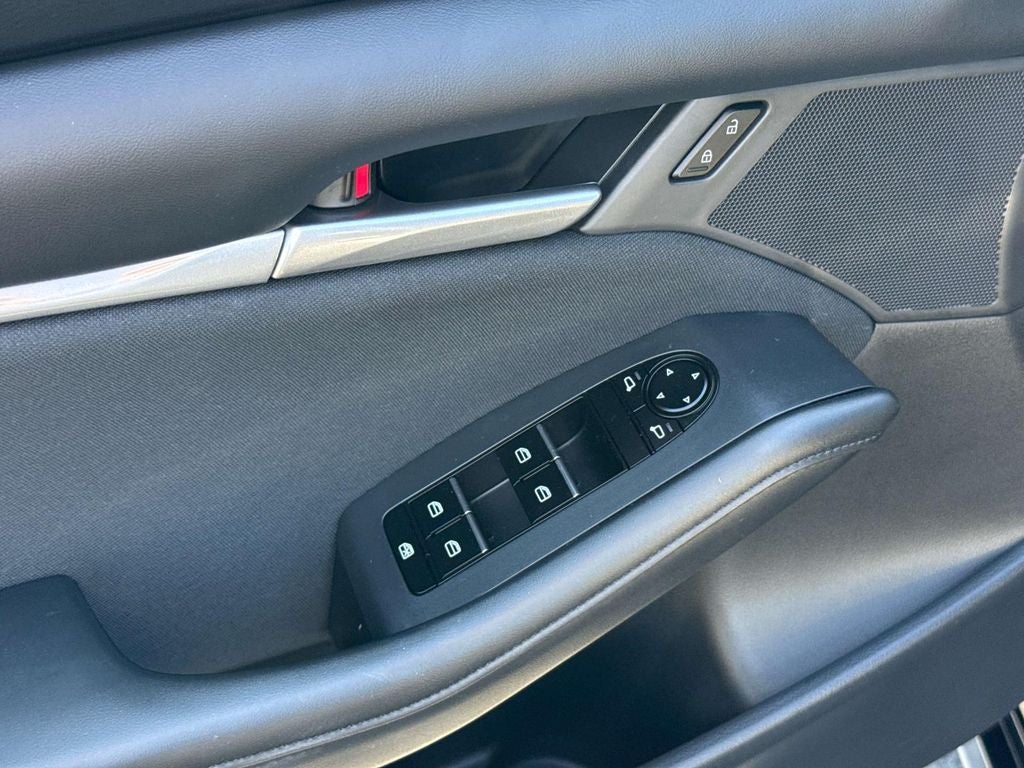 2025 Mazda Mazda3 2.5 S