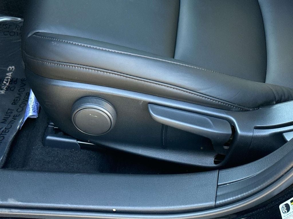 2025 Mazda Mazda3 2.5 S Select Sport