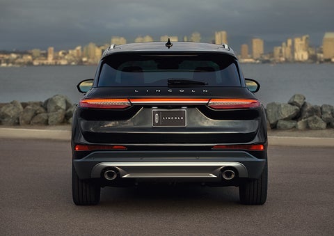 The rear lighting of the 2024 Lincoln Corsair® SUV spans the entire width of the vehicle. | Caruso Lincoln in Long Beach CA