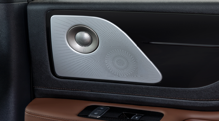 A close-up of a speaker located on the door’s interior is shown. | Caruso Lincoln in Long Beach CA