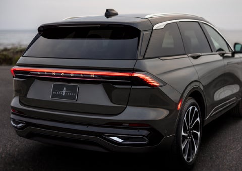 The rear of a 2025 Lincoln Black Label Nautilus® SUV displays full LED rear lighting. | Caruso Lincoln in Long Beach CA