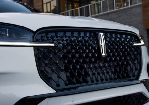 The front grille of a 2026 Lincoln Aviator® SUV is shown. | Caruso Lincoln in Long Beach CA