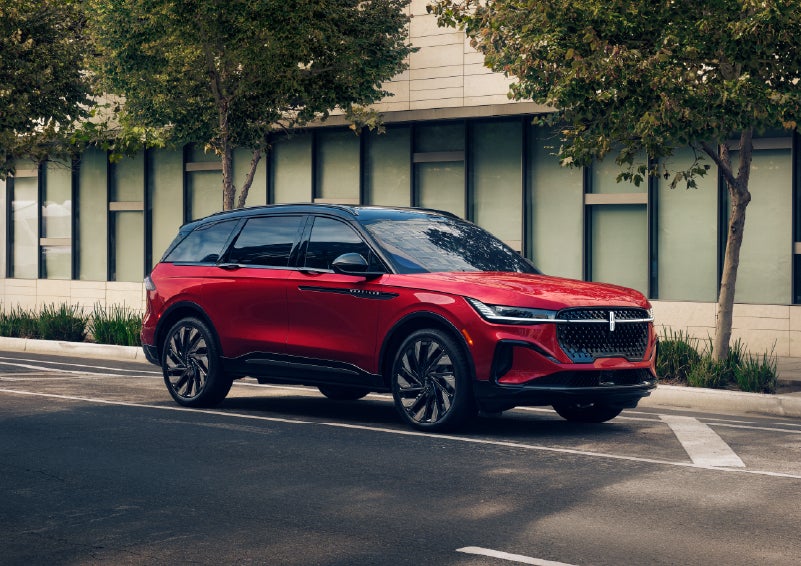 2026 Lincoln Nautilus® SUV with the available Jet Appearance Package and Hybrid transmission. | Caruso Lincoln in Long Beach CA