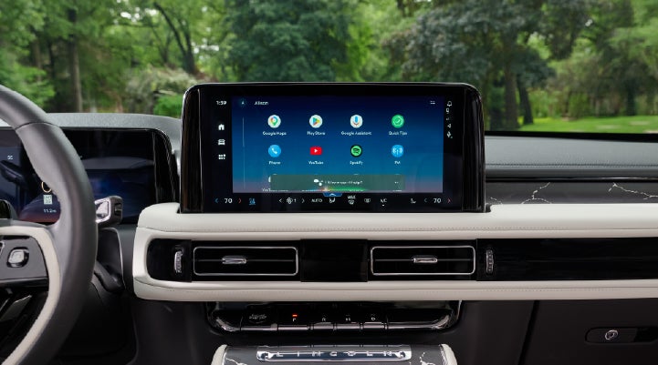 The center touchscreen inside a 2027 Lincoln Aviator® Black Label™ SUV | Caruso Lincoln in Long Beach CA